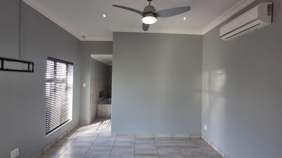 3 Bedroom Property for Sale in Hartenbos Central Western Cape